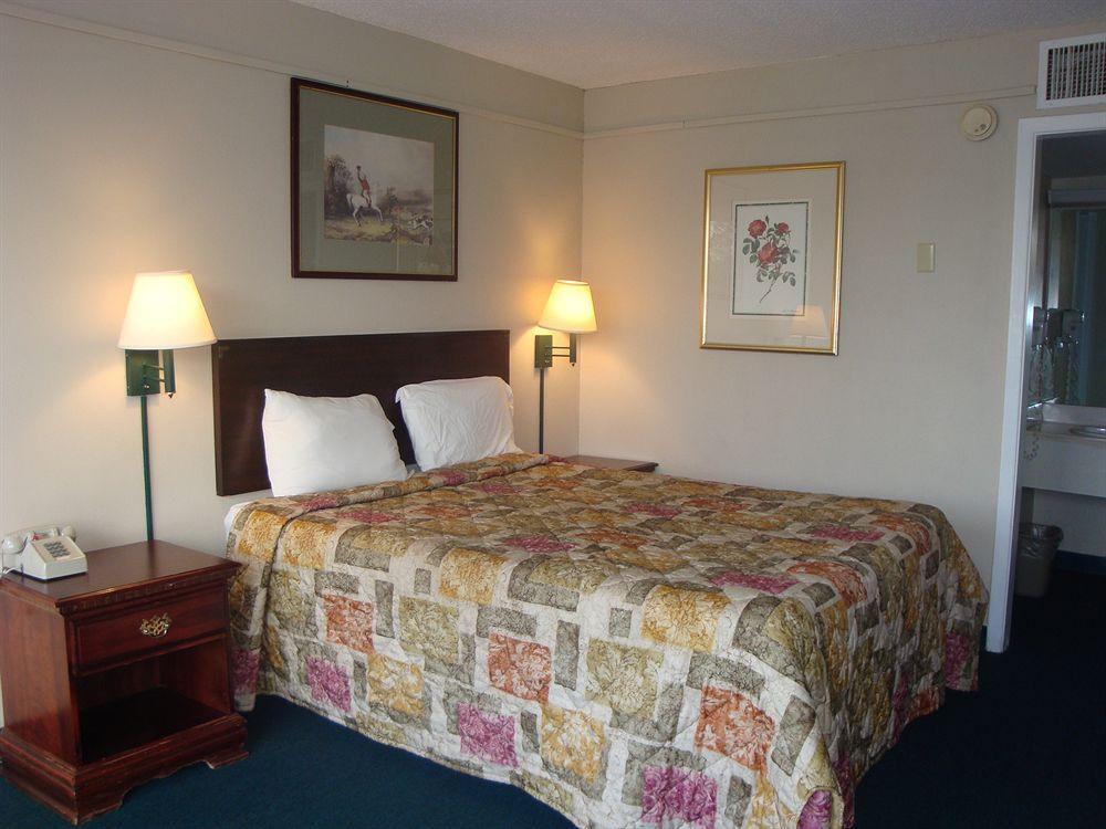 Econo Lodge Asheboro Exteriör bild